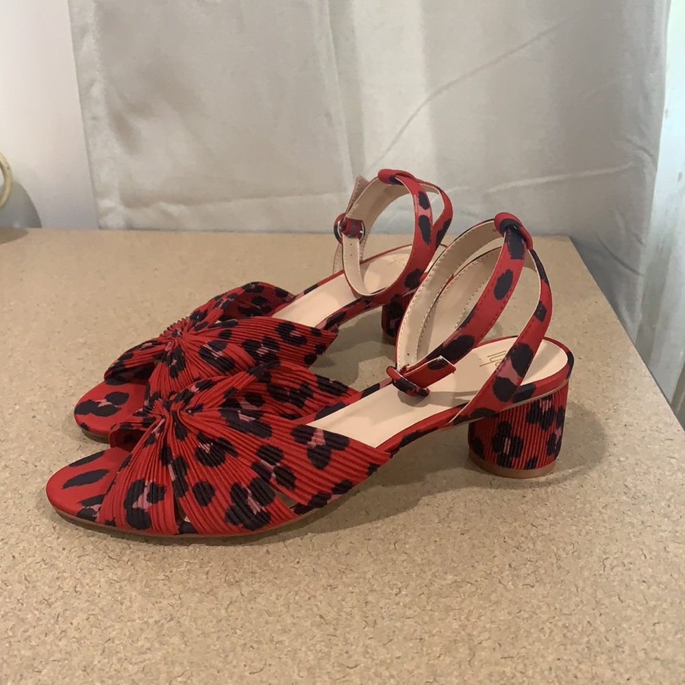 Cabi Red Heels - Picture 5 of 5